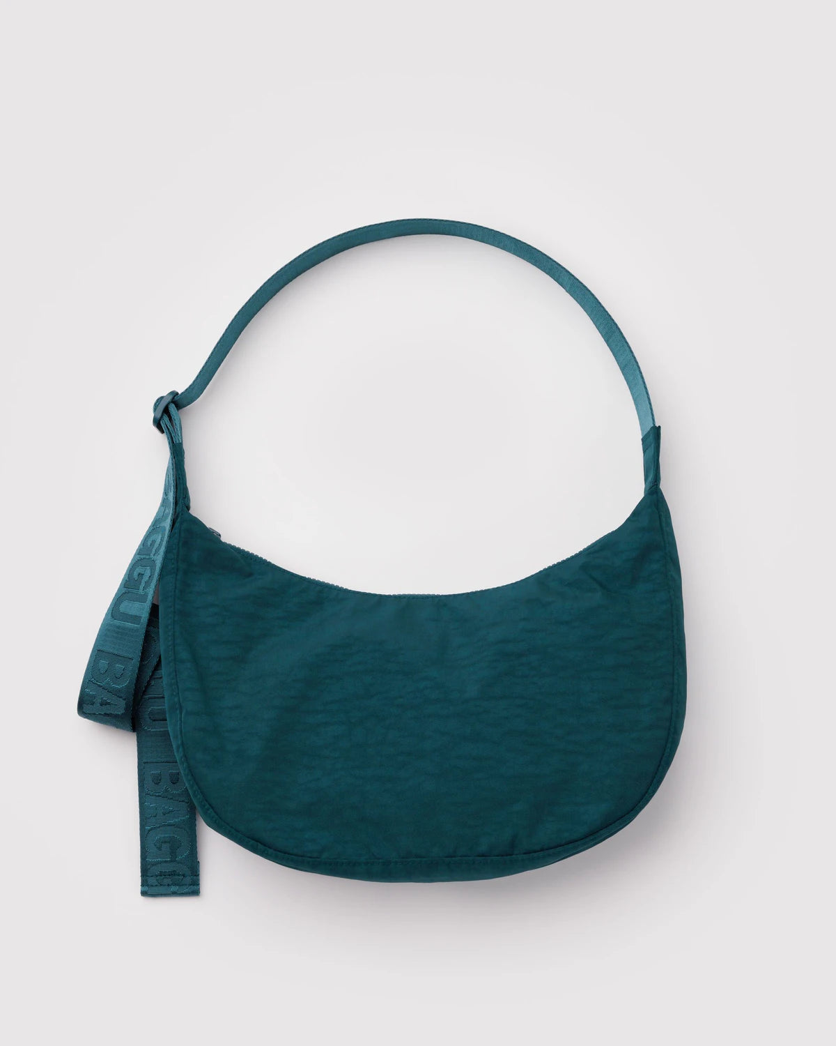 BAGGU Medium Nylon Crescent Bag