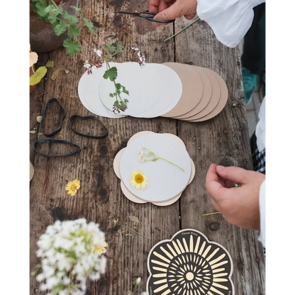 Studio Wald - UK Made - Flower Shaped Press - Silhouette 26