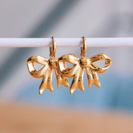 Hoop Earrings with Bow Gold