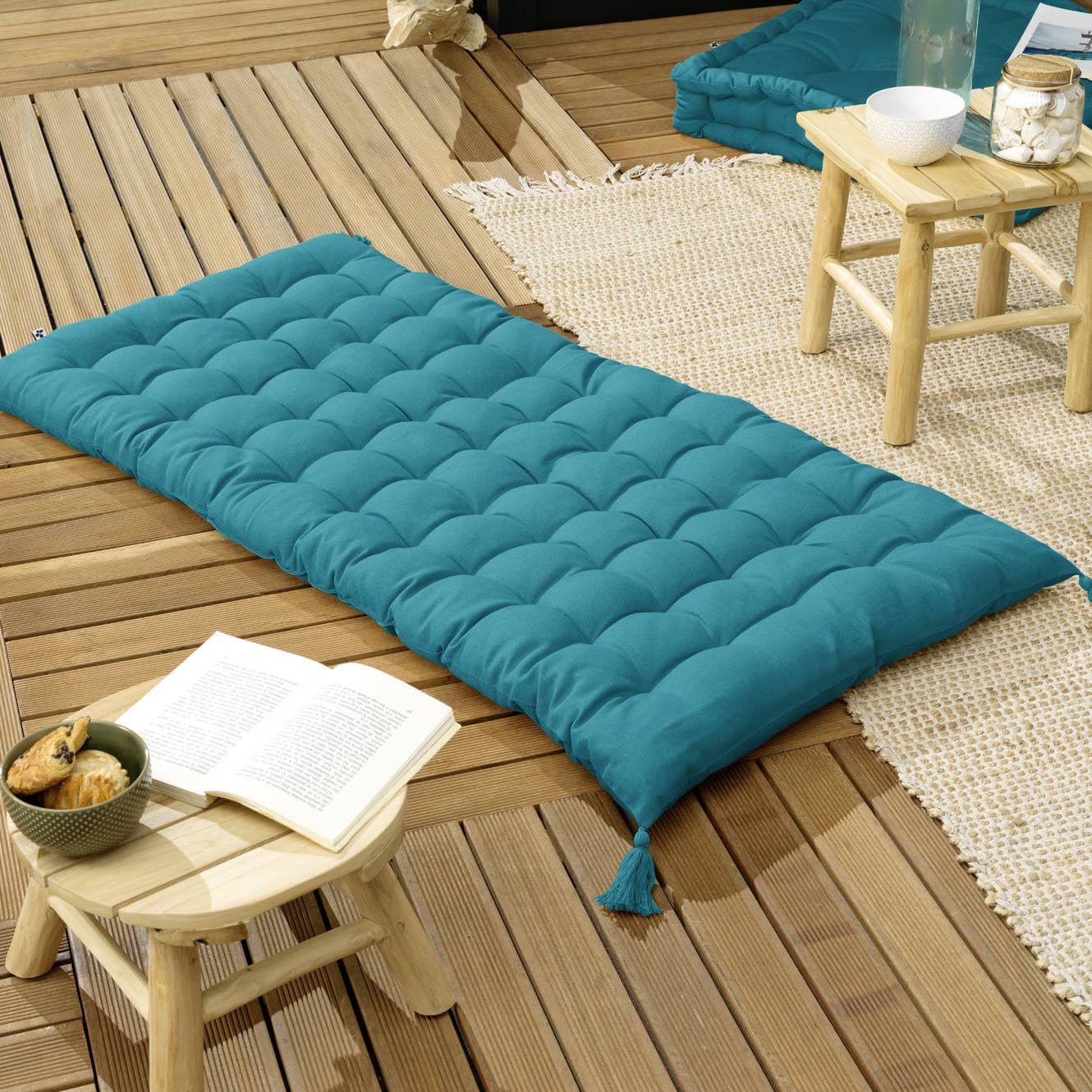 Floor Mattress with Tassels Peacock