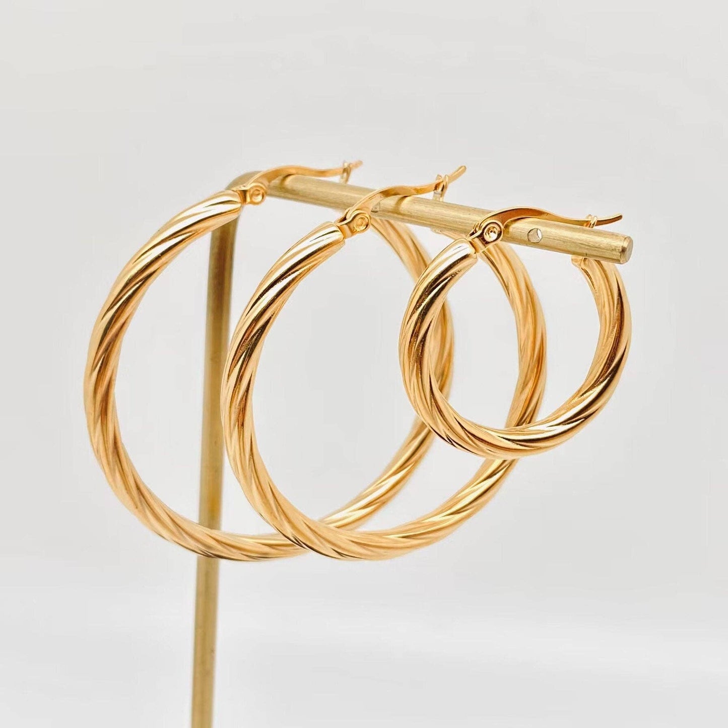 Cable Hoop Earrings - Medium