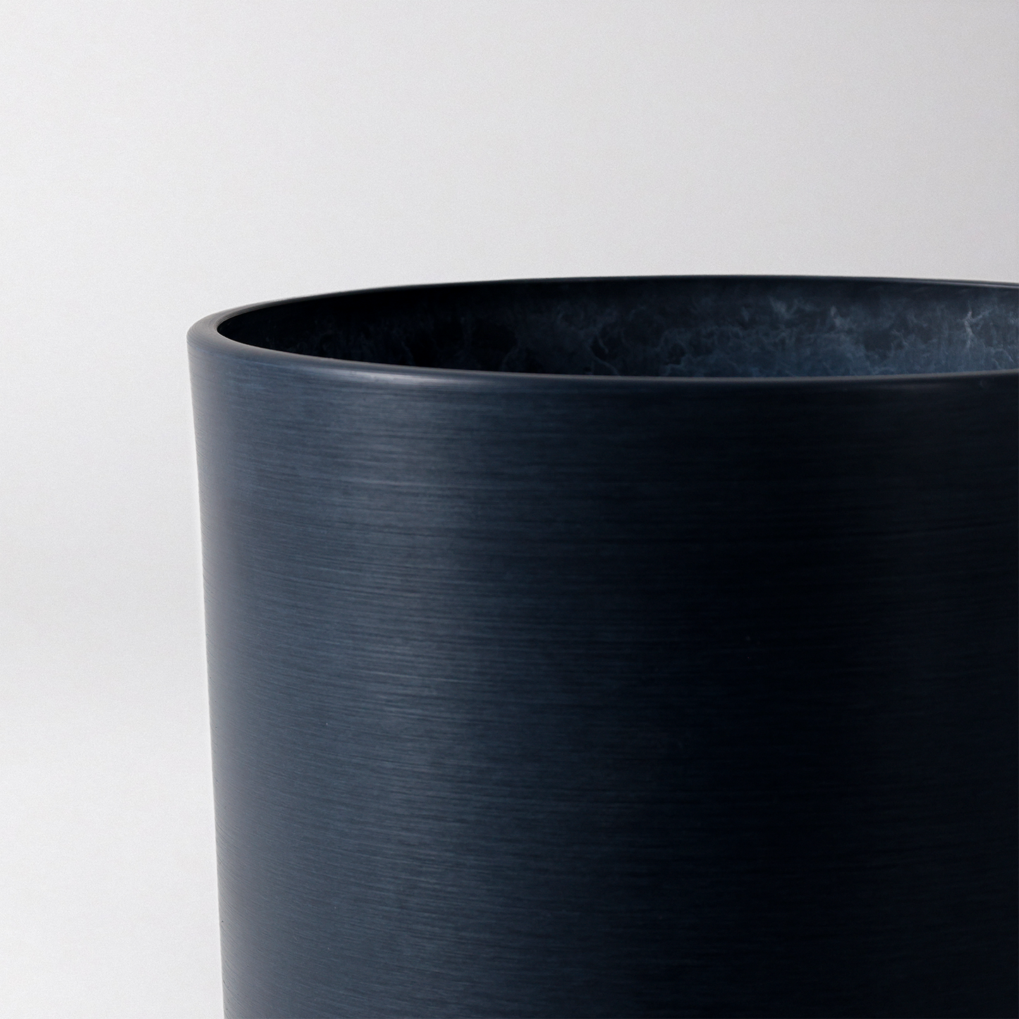 Kanso Designs Planter + Saucer 9” - Olive Sage
