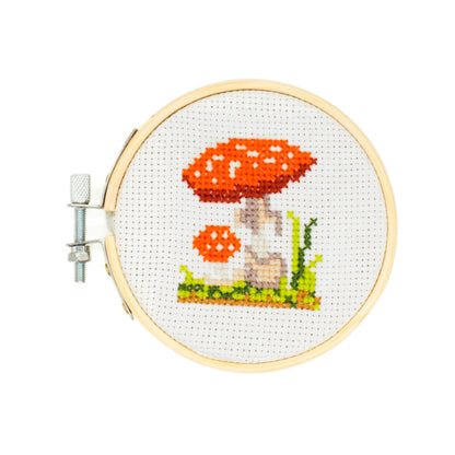 Mini Embroidery Kit Mushroom