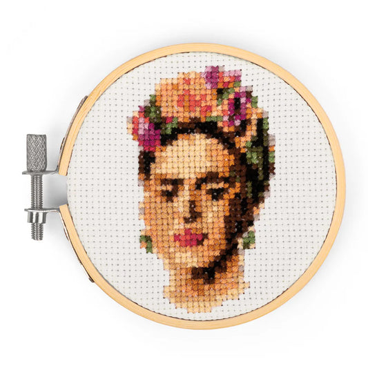 Mini Embroidery Kit Frida