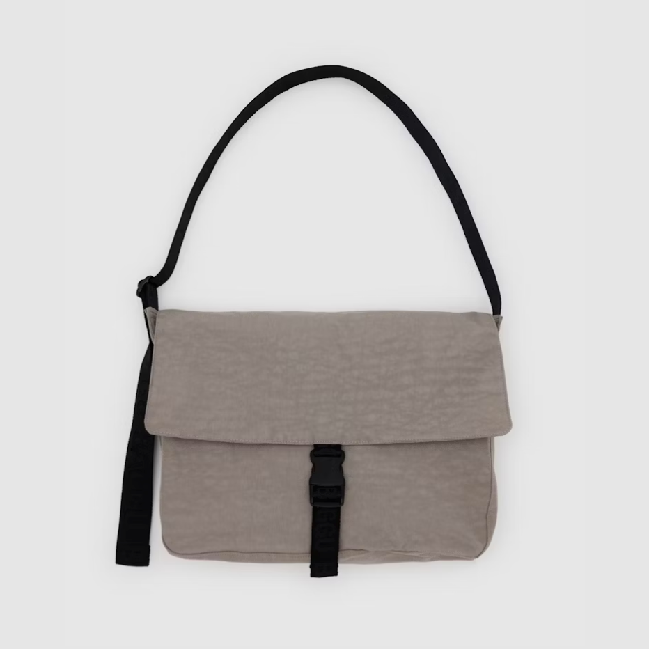 Nylon Messenger Bag Dove