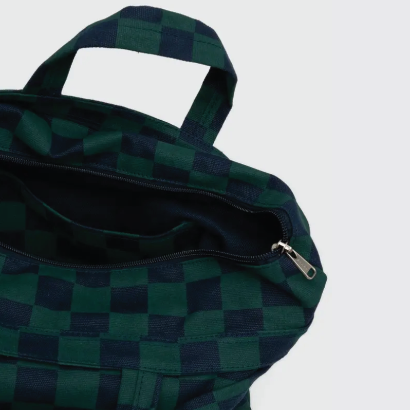 Horizontal Zip Duck Bag