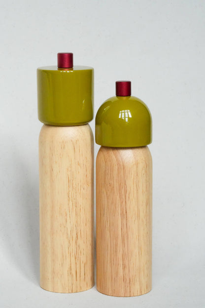 Salt & Pepper Grinders - Olive & Red / Medium