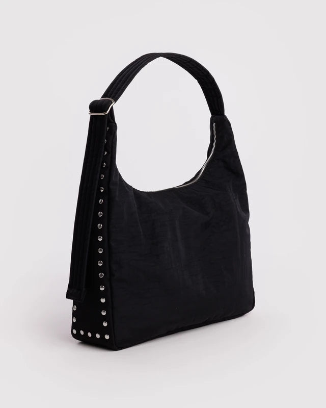 BAGGU Nylon Shoulder Bag Studs strap and hardware detail - PABOOM