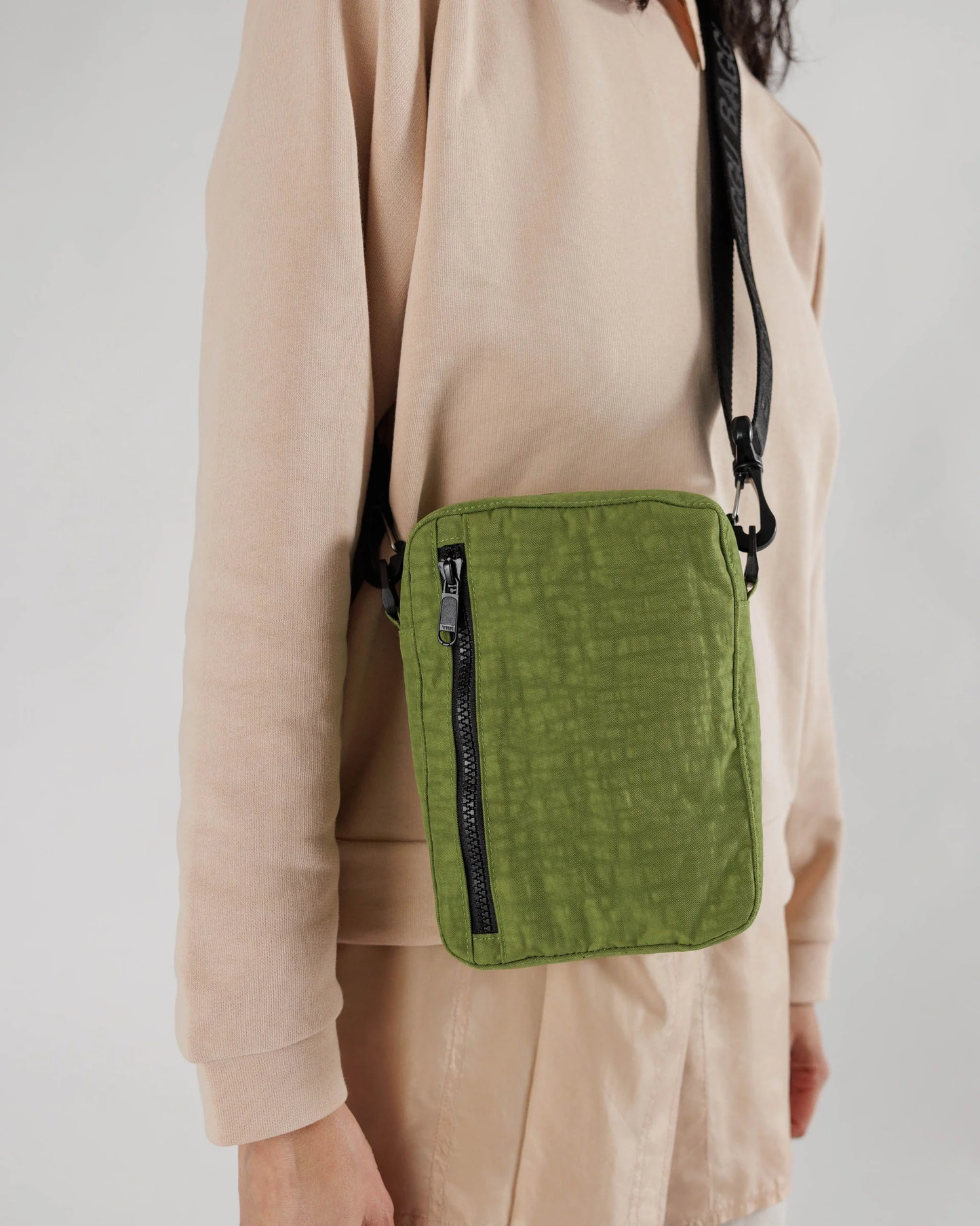 Baggu Sport Crossbody Avocado