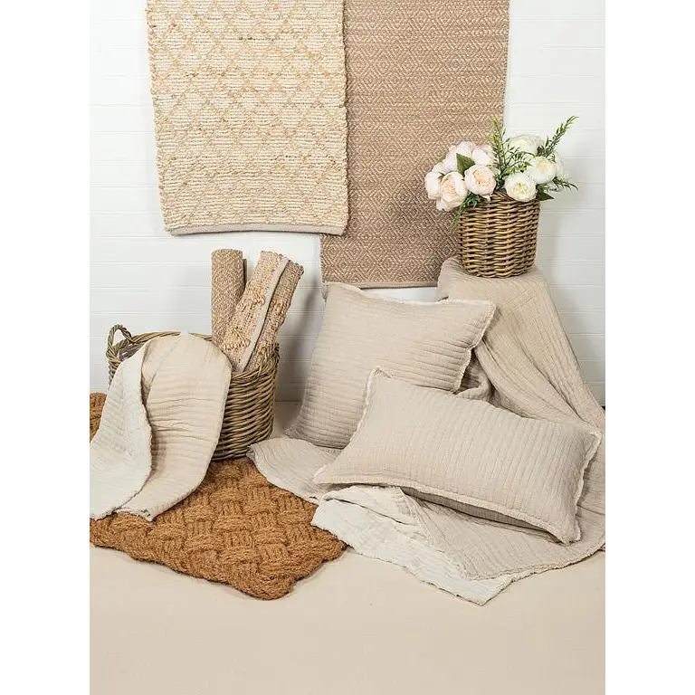 Abbott - Sm Diamond Weave Mat Ivory/Nat 20x30’’