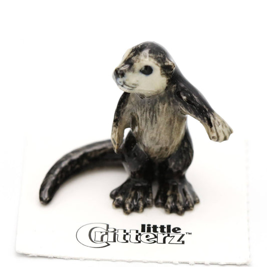 Slide River Otter Decorative Figurine in Porcelain Miniature