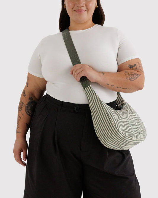 BAGGU Medium Nylon Crescent Bag - Sage Stripe
