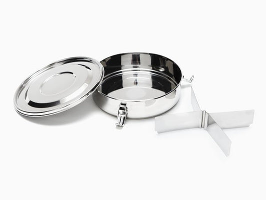 Onyx round stainless steel airtight container with lid off and removable dividers - PABOOM