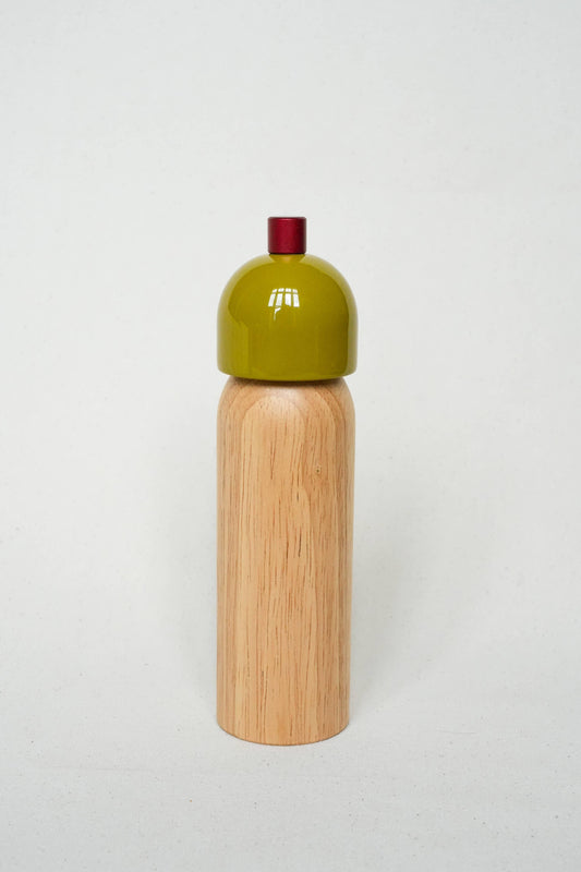 Salt & Pepper Grinders - Olive & Red / Medium