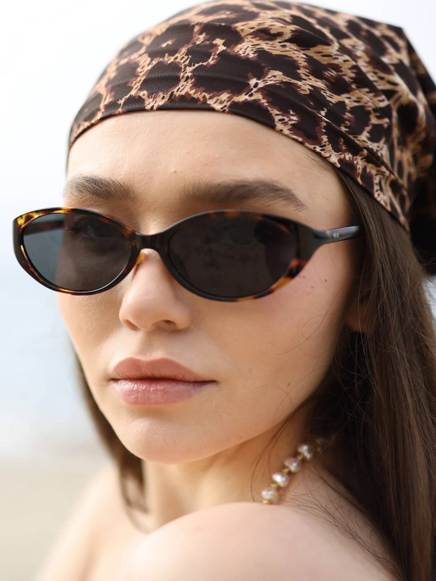 Soft Cat Eye Oval Sunglasses - Tortoise / Green Lens