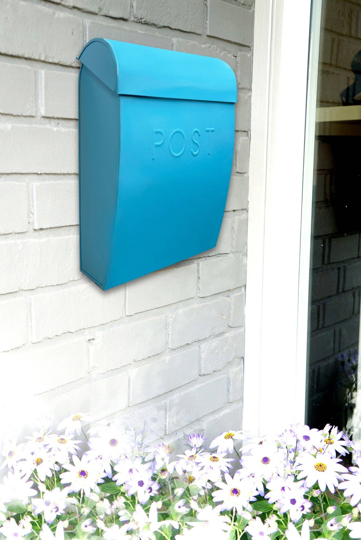 Sylvia blue mailbox mounting bracket detail - PABOOM