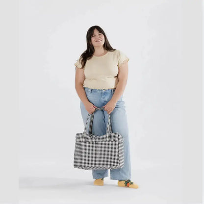 BAGGU - Cloud Carry-on Black & White Gingham