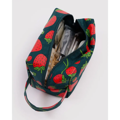 BAGGU - Dopp Kit Strawberry Blossom
