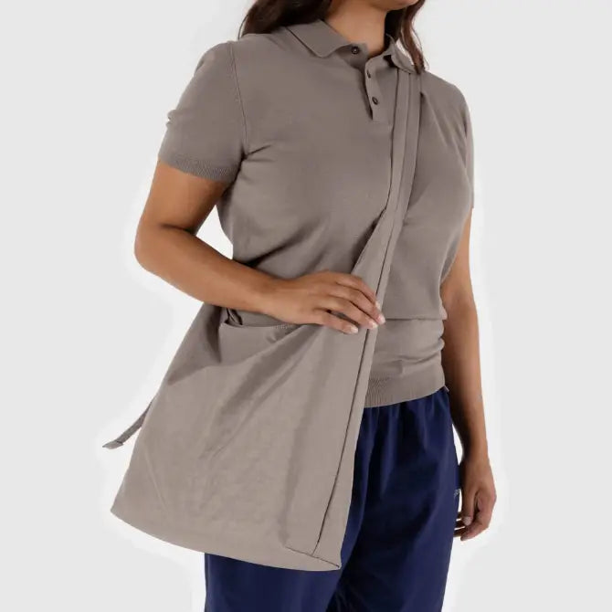 BAGGU Large Nylon Sling Bag - Dove