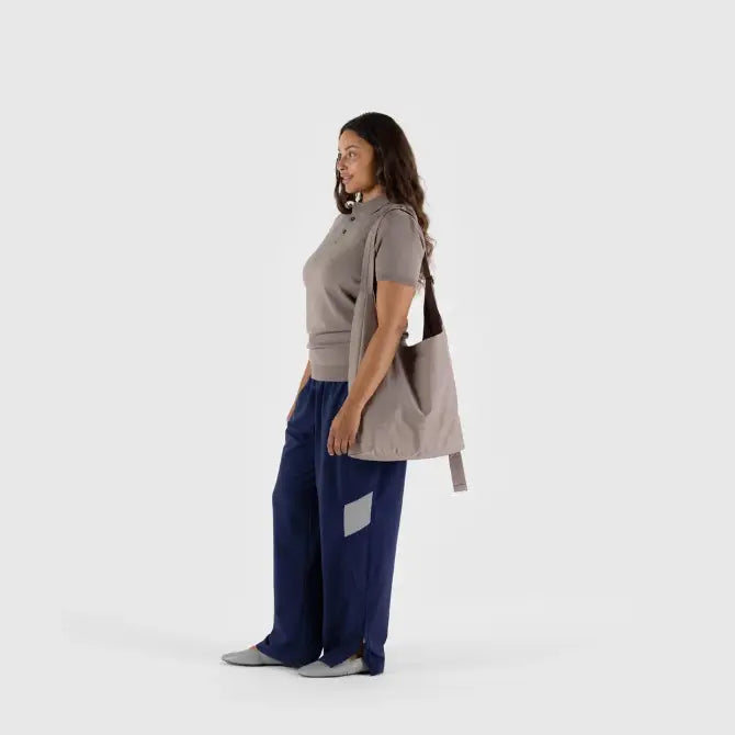 BAGGU Large Nylon Sling Bag - Dove