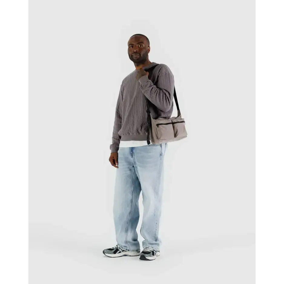 BAGGU - Medium Cargo Crossbody Bag