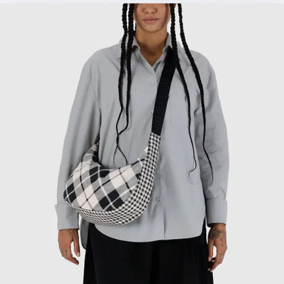 BAGGU - Medium Crescent Bag