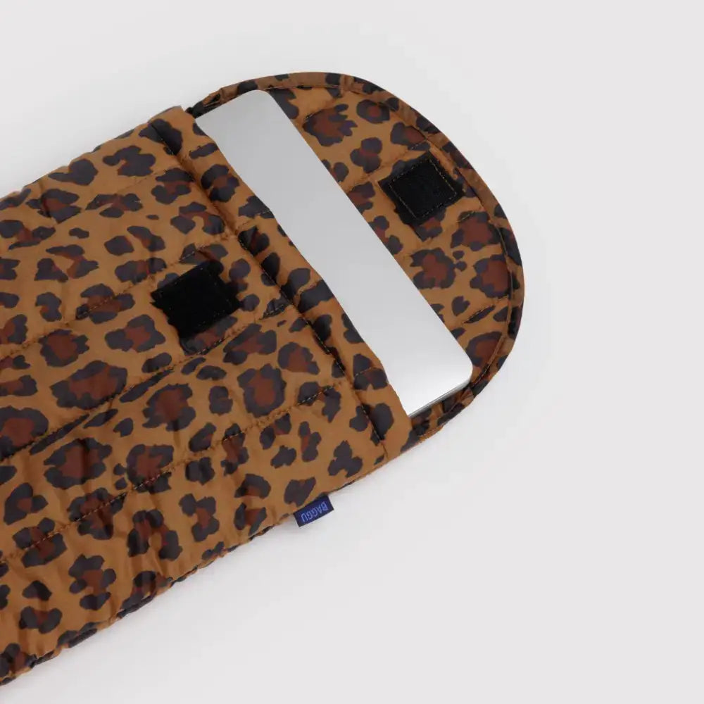 BAGGU - Puffy Laptop Sleeve 13’’/14’’ Leopard
