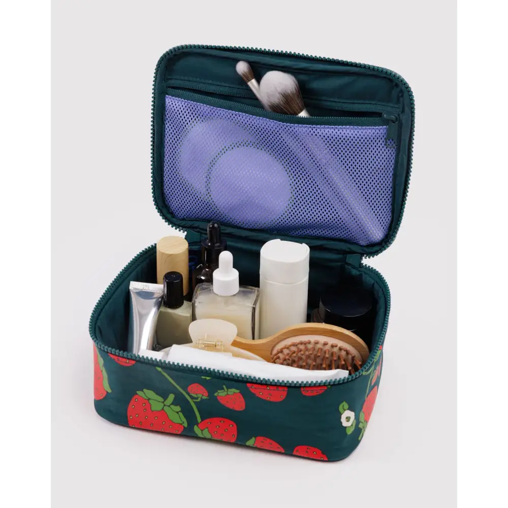 BAGGU Small Cosmetic Case - Strawberry Blossom