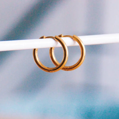 Basic Hoop Earrings - Silver / 30mm