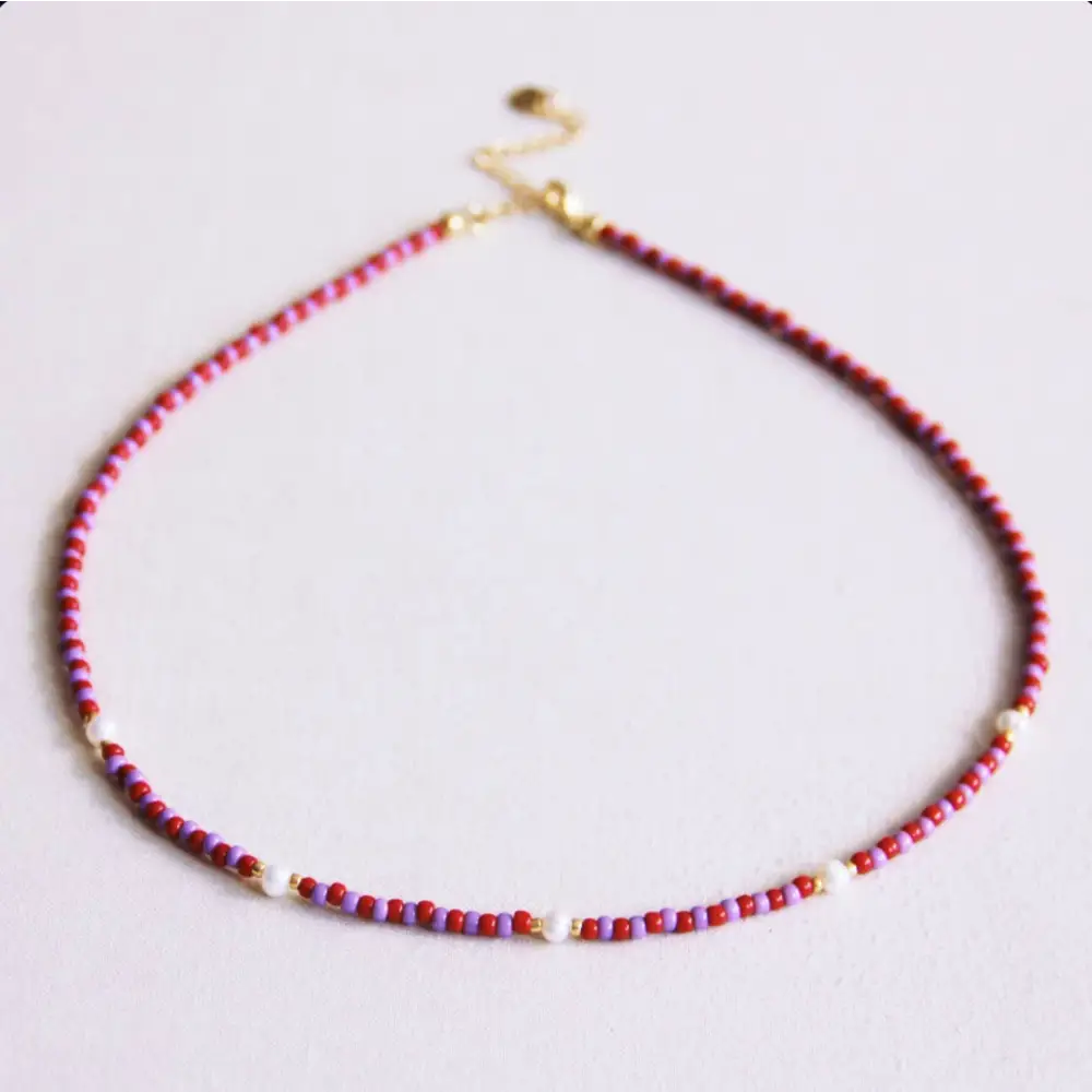 Bazou - Beaded necklace with pearls - red/purple