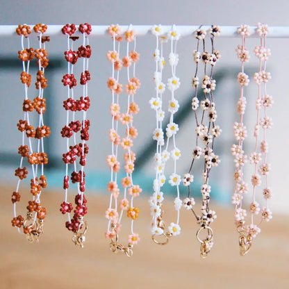 Bazou - Daisy flower necklace - nude/gold