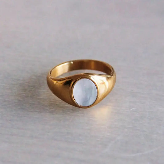 Gold Ring With Mother Of Pearl Stone - PABOOM