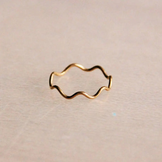 Bazou - Stainless steel minimalist wave ring - gold