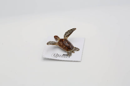 Tortuga Green Sea Turtle Porcelain Miniature