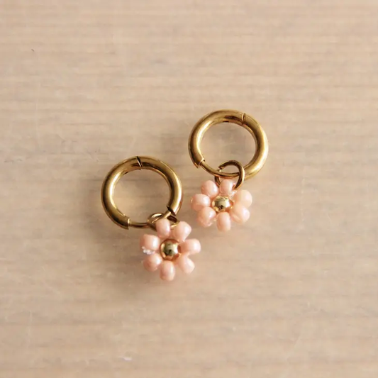 Mini Gold Hoops with Salmon Daisy