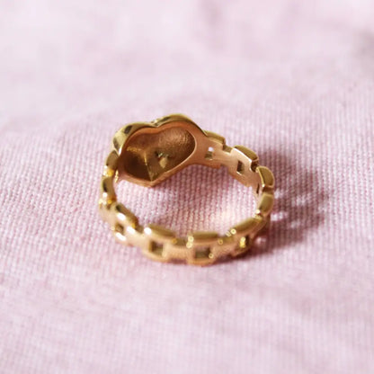 Cousins Collective - Chained Heart Ring 18K Gold Plated