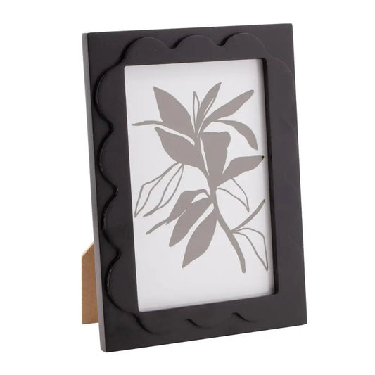 CTG Brands - Scalloped Edge Photo Frame MDF Black 4x6”