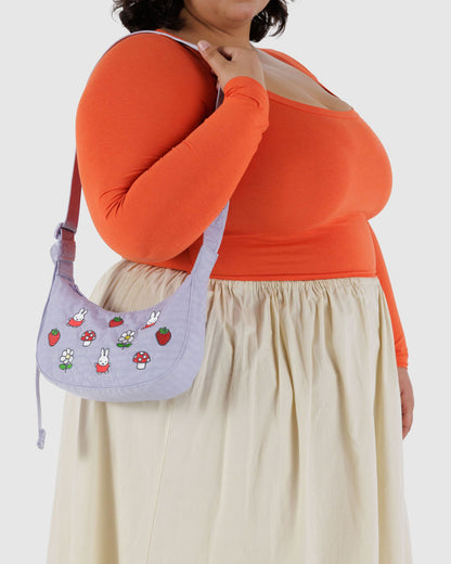 BAGGU Small Nylon Crescent Bag - Embroidered Miffy