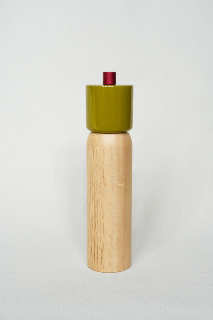 Salt & Pepper Grinders - Olive & Red / Large