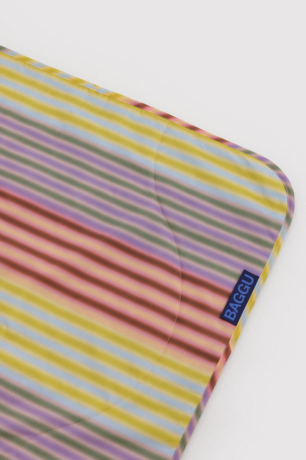BAGGU Puffy Picnic Blanket - Gradient Stripe Multi