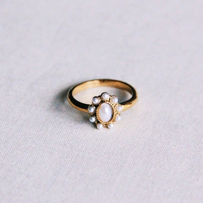 Vintage Ring with Pearl