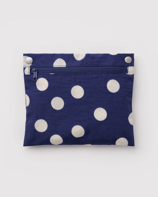 BAGGU Cloud Bag Navy and Cream Polka Dot side profile - PABOOM