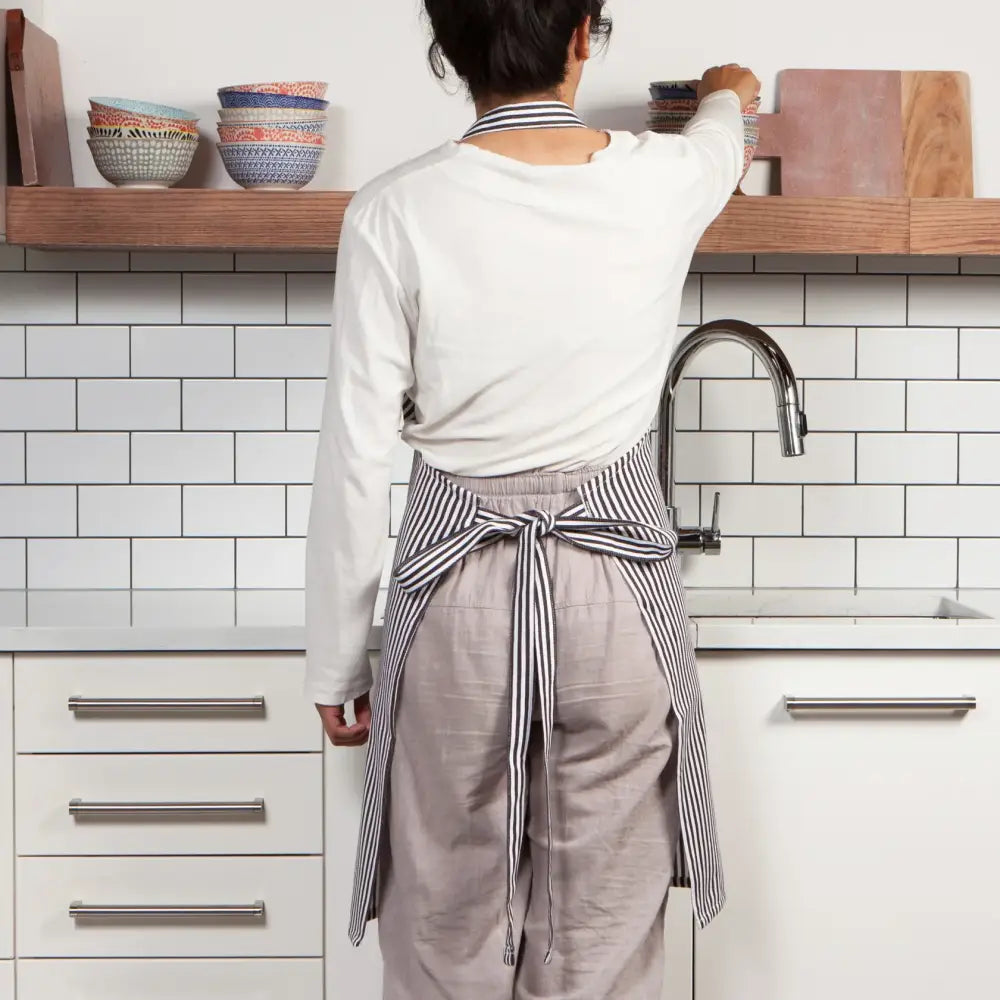 Danica - Apron Basic Narrow Stripe Black