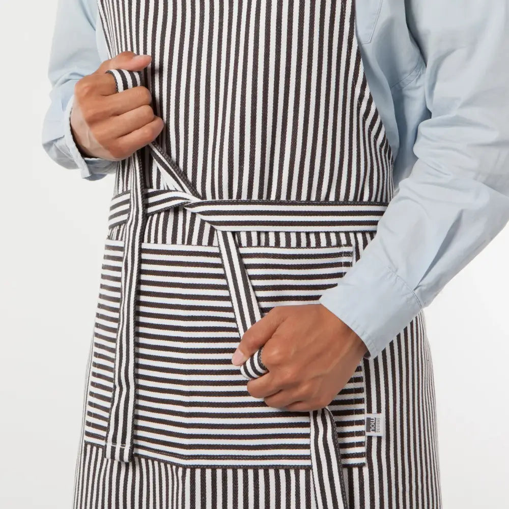 Danica - Apron Basic Narrow Stripe Black