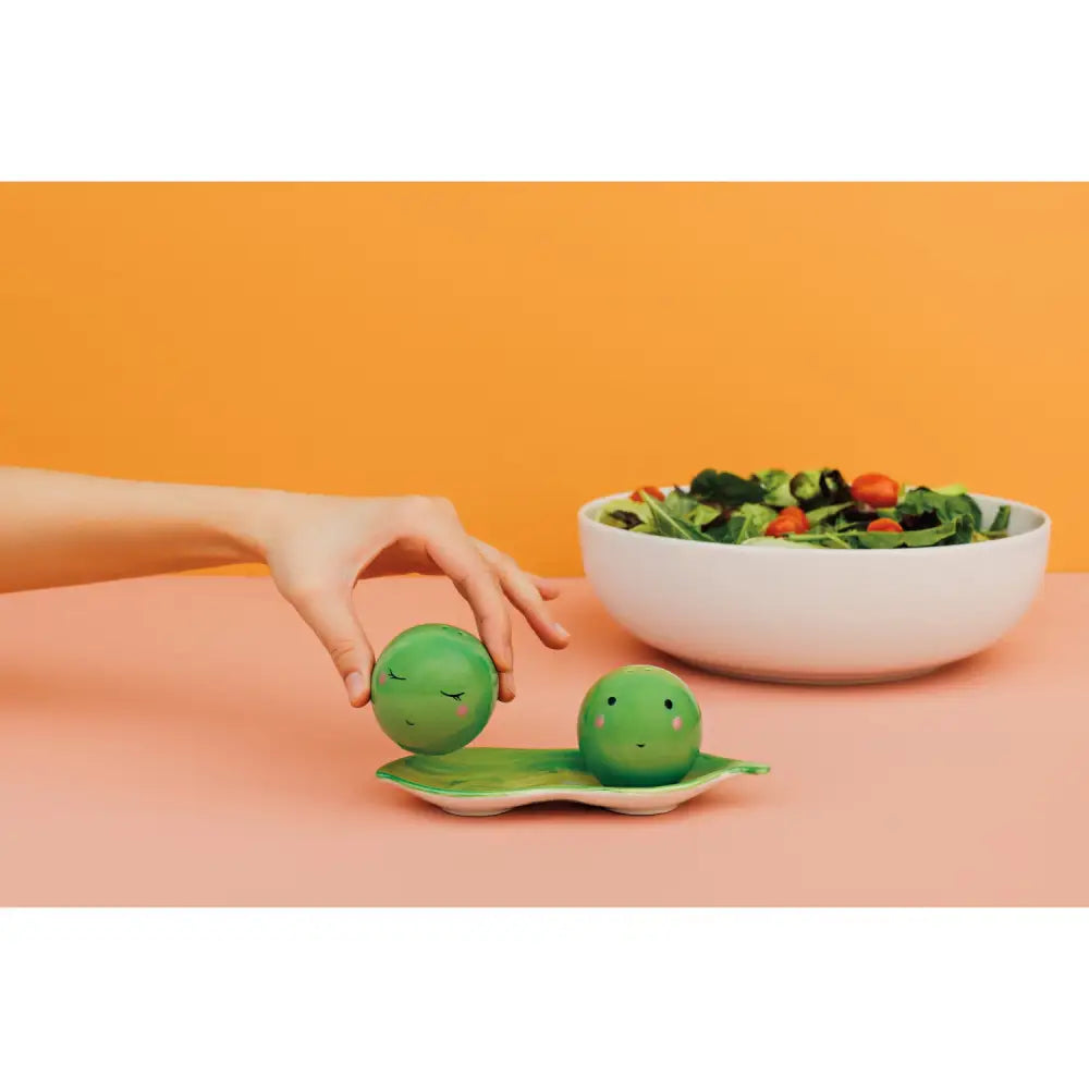 Funny Food Peas Salt + Pepper Shakers - PABOOM