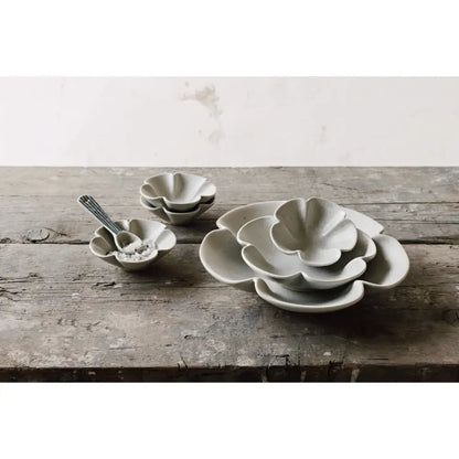Danica - flower-shaped ceramic bowls