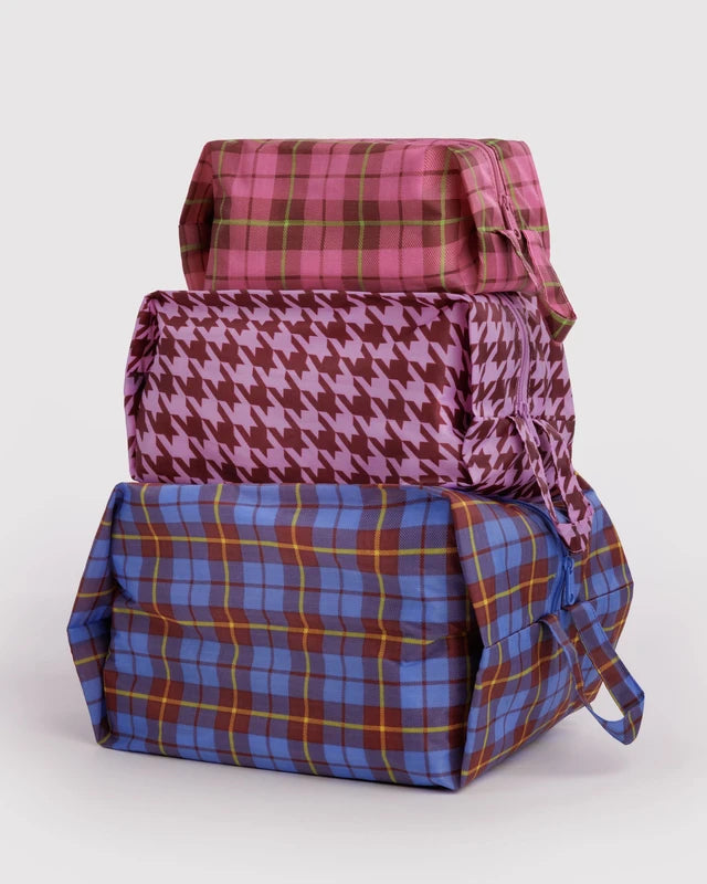BAGGU 3D Zip Set in Check Mix print, three stacked expandable pouches - PABOOM