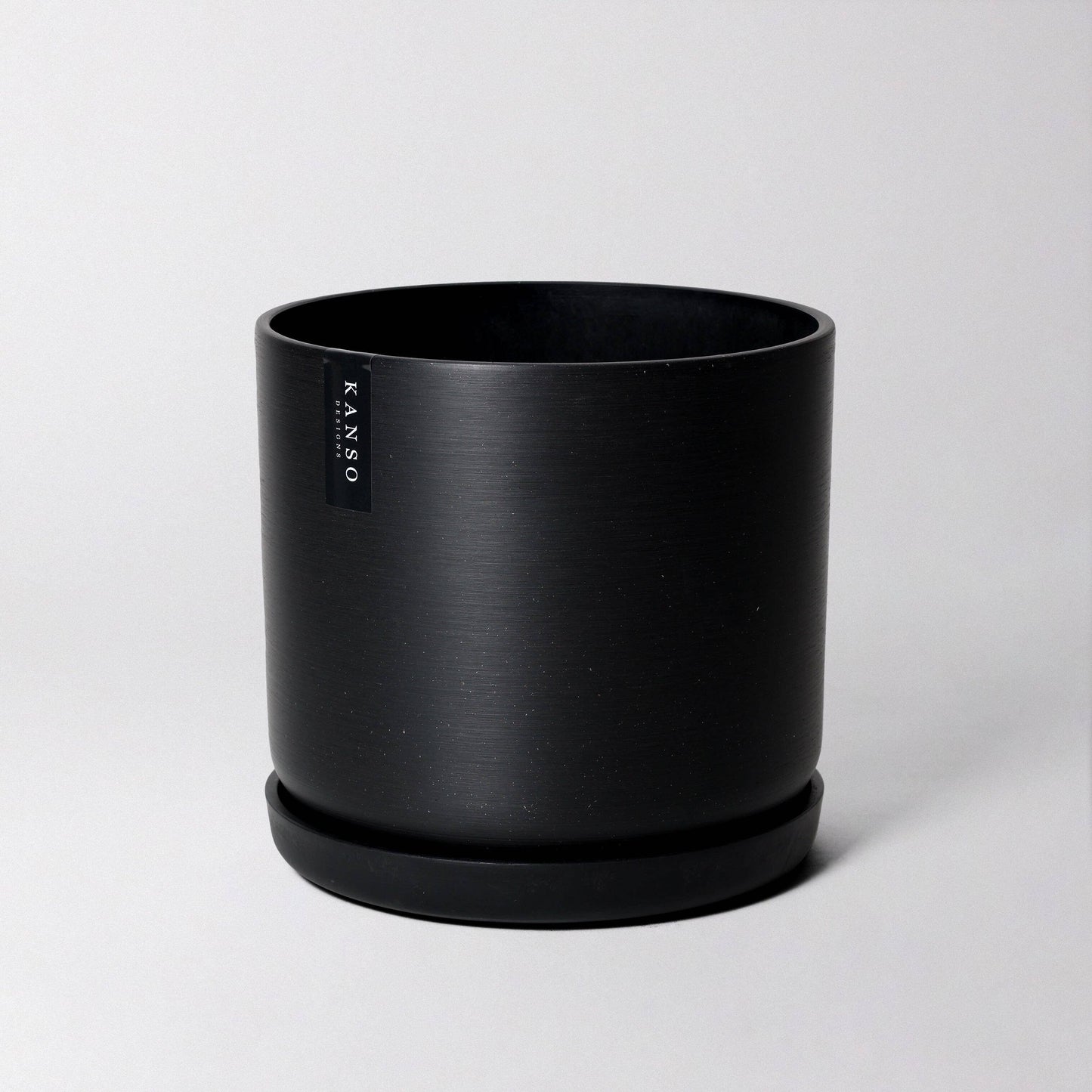 Kanso Designs Planter + Saucer 9” - White Stone