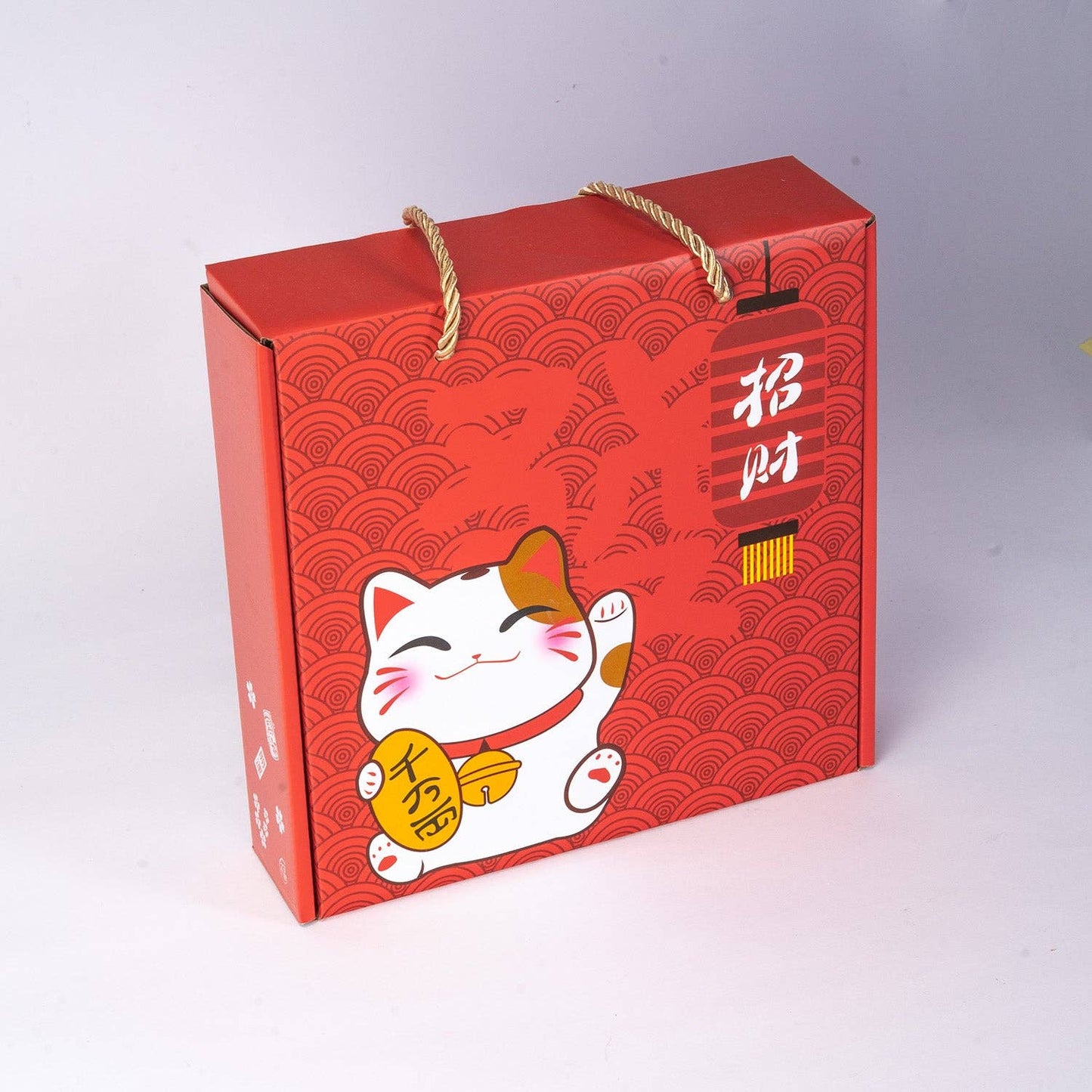 Lucky Cat chopsticks close-up of floral pattern