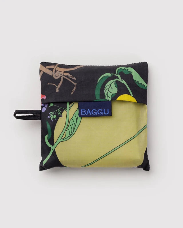 Standard Baggu Winter Gourd strap and hardware detail - PABOOM